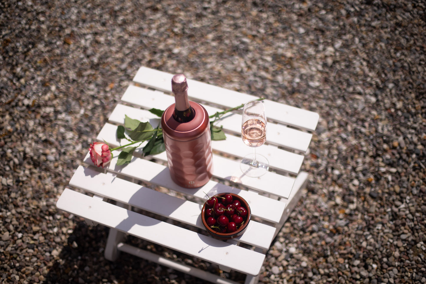 
                  
                    Edelstahl-Weinkühler mit Deckel (Rosé)
                  
                